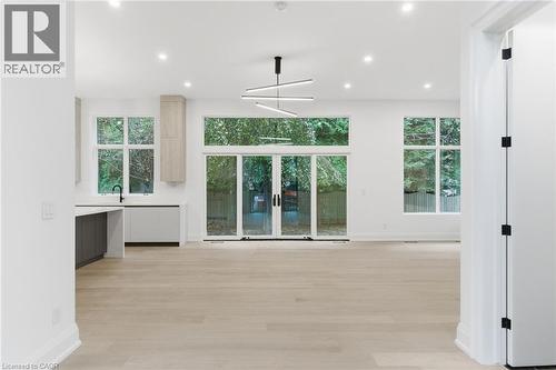 135 Secord Lane, Burlington, ON 