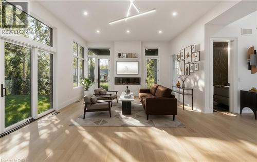 Virtually Staged Photo - 135 Secord Lane, Burlington, ON 