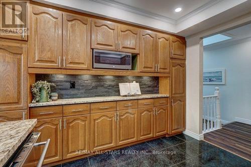 75 Hawley Crescent, Whitby, ON 