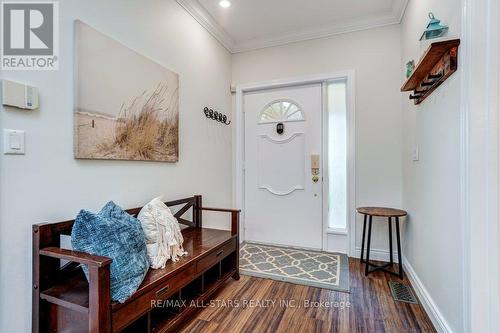 75 Hawley Crescent, Whitby, ON 
