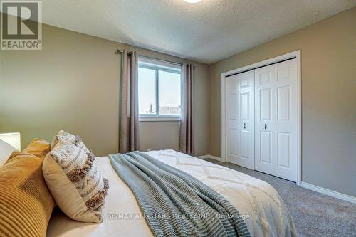 75 Hawley Crescent, Whitby, ON 