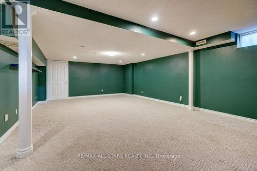 75 Hawley Crescent, Whitby, ON 