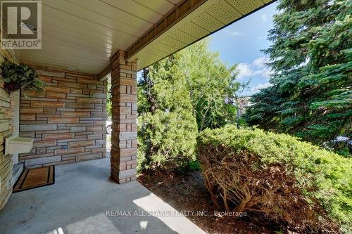 75 Hawley Crescent, Whitby, ON 