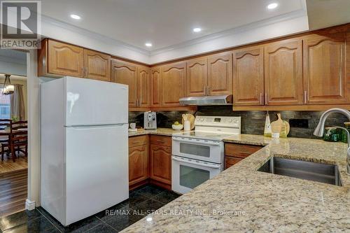75 Hawley Crescent, Whitby, ON 