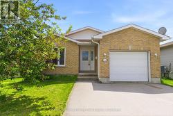 170 NICHOLAS STREET Quinte West (Murray Ward), ON K8V 6B2