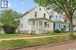 1142 2nd AVENUE NE Moose Jaw, SK S6H 1C6