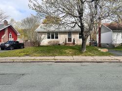 16 Hatcher Street  St. John's, NL A1B 1Z2