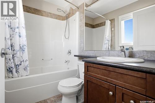 7516 Oxbow Way, Regina, SK 