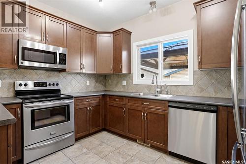 7516 Oxbow Way, Regina, SK 