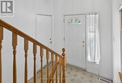 Direct entry to main floor and basement - 
