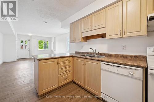 3 - 35 Mountford Drive, Guelph (Grange Road), ON 