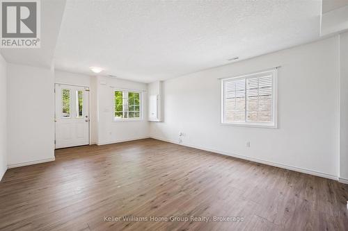 3 - 35 Mountford Drive, Guelph (Grange Road), ON 