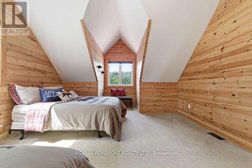 208 Red Fox Trail, Head, Clara And Maria, ON 