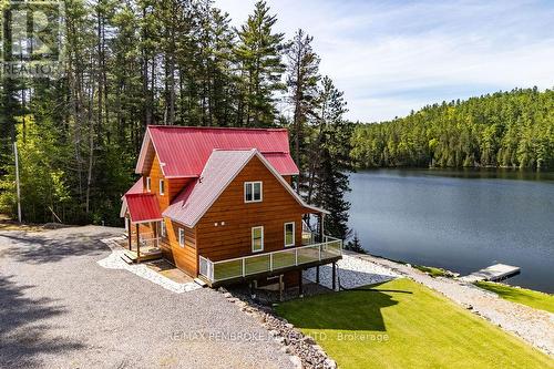 208 Red Fox Trail, Head, Clara And Maria, ON 