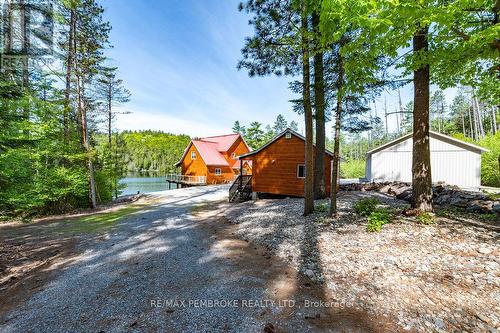 208 Red Fox Trail, Head, Clara And Maria, ON 