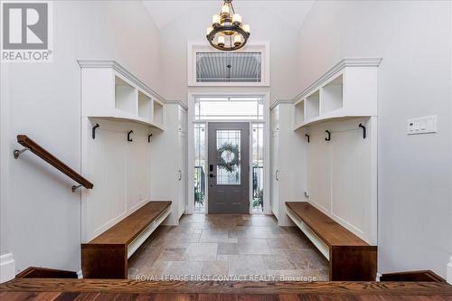 3500 Crescent Harbour Road, Innisfil, ON - Indoor Photo Showing Other Room