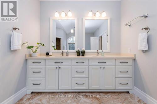 3500 Crescent Harbour Road, Innisfil, ON - Indoor Photo Showing Bathroom