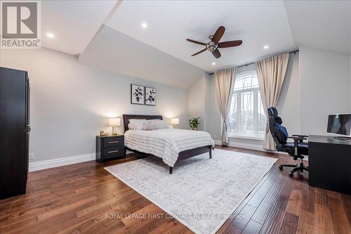 3500 Crescent Harbour Road, Innisfil, ON - Indoor Photo Showing Bedroom