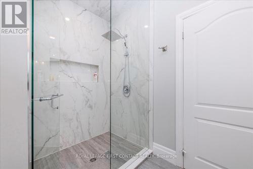 3500 Crescent Harbour Road, Innisfil, ON - Indoor Photo Showing Bathroom