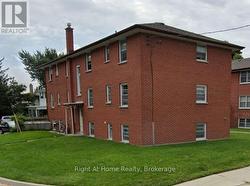 APT. 4 - 119 ROSSLAND ROAD E Oshawa (O'Neill), ON L1G 2W5