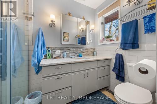 31 Acorn Lane, Frontenac (Frontenac South), ON 