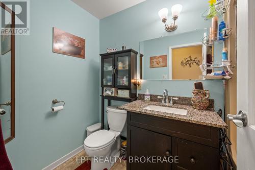 31 Acorn Lane, Frontenac (Frontenac South), ON 