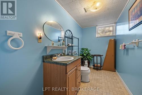 31 Acorn Lane, Frontenac (Frontenac South), ON 