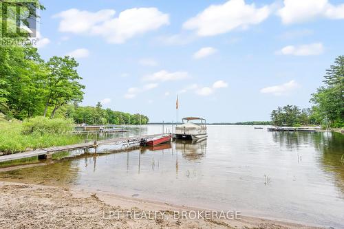 Your Own Beach! - 31 Acorn Lane, Frontenac (Frontenac South), ON 