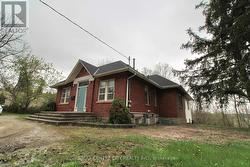 12 CHESTER STREET St. Thomas, ON N5R 1T8