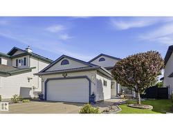 856 Graham Wynd NW  Edmonton, AB T5T 6N5