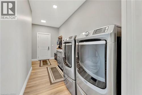 14 Hudson Drive, Brantford, ON 
