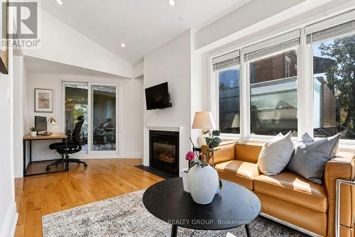 425 Echo Drive, Ottawa, ON 
