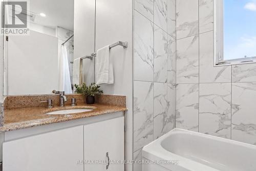 425 Echo Drive, Ottawa, ON 