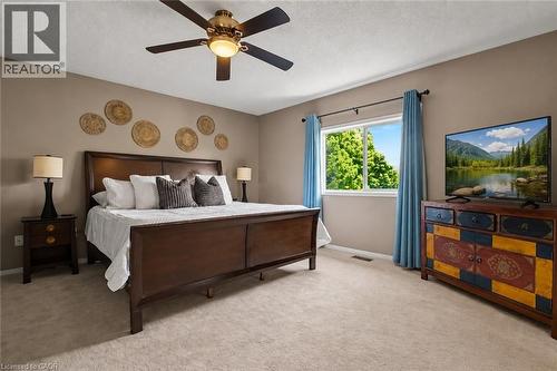 Features private ensuite and walk-in closet - 5372 Cachet Crescent, Burlington, ON 