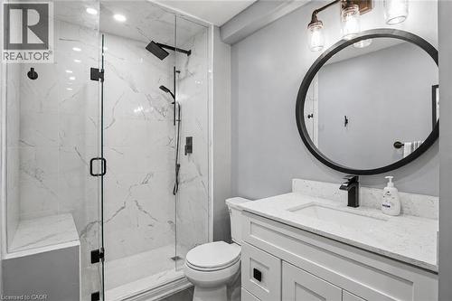 Updated main 3 piece bath - 5372 Cachet Crescent, Burlington, ON 