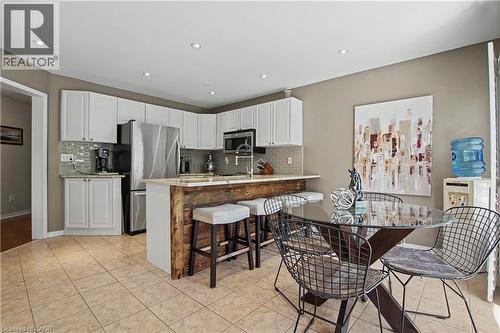 Classic white cabinetry - 5372 Cachet Crescent, Burlington, ON 