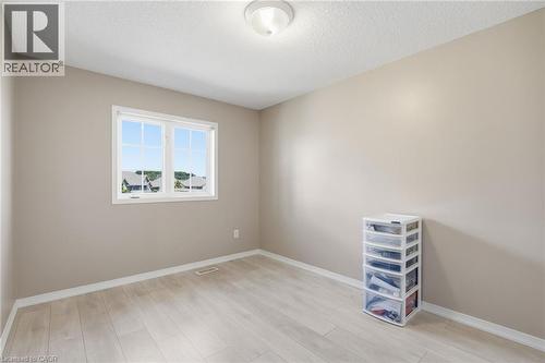 10 Fallowfield Drive Unit# 19, Kitchener, ON - Indoor Photo Showing Other Room