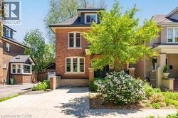 35 BURRIS Street  Hamilton, ON L8M 2J1