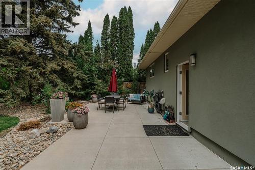 414 Lake Crescent, Saskatoon, SK 