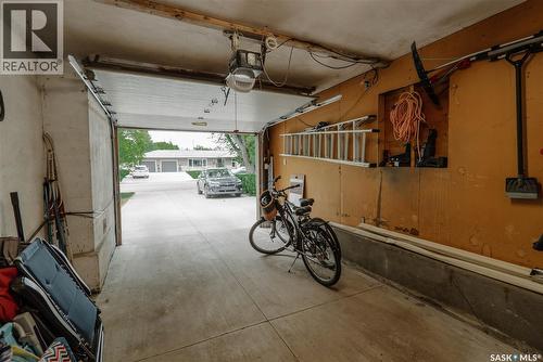 414 Lake Crescent, Saskatoon, SK 