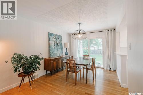 414 Lake Crescent, Saskatoon, SK 