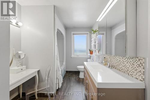 82 Cumming Court, Hamilton, ON 
