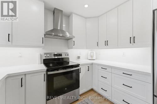 82 Cumming Court, Hamilton, ON 