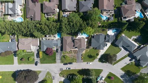 82 Cumming Court, Hamilton, ON 