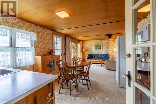 243 Beach Lane, Wollaston, ON - Indoor Photo Showing Dining Room