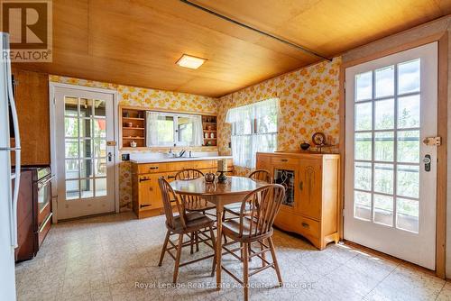 243 Beach Lane, Wollaston, ON - Indoor Photo Showing Dining Room