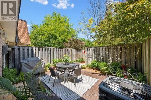 24 - 383 Edinburgh Road S, Guelph (Dovercliffe Park/Old University), ON 