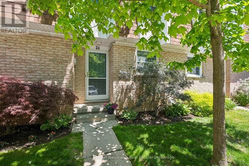 24 - 383 Edinburgh Road S, Guelph (Dovercliffe Park/Old University), ON 