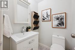 Main floor power room - 
