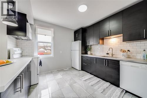 1511 Hall, Windsor, ON 
